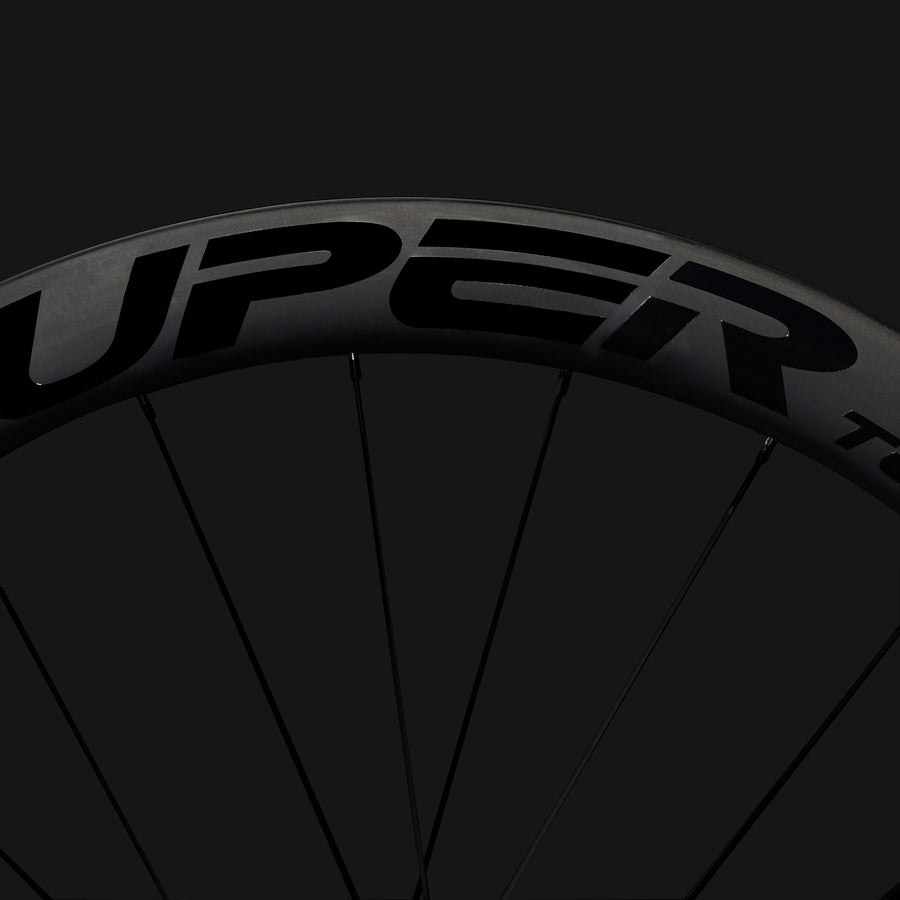 Superteam Classic II, detalle